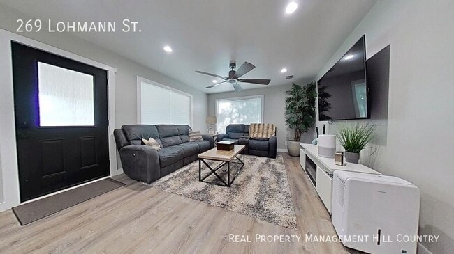 Building Photo - 269 Lohmann St