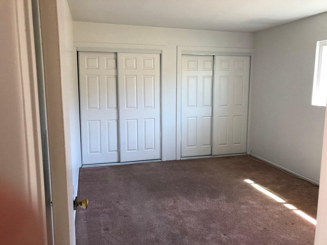 1711 W 144th St Unit 4, Gardena, CA 90247 1711 W 144th St Gardena, CA