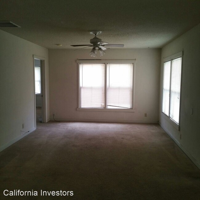 Building Photo - 2 br, 1 bath House - 3001 Marconi Avenue