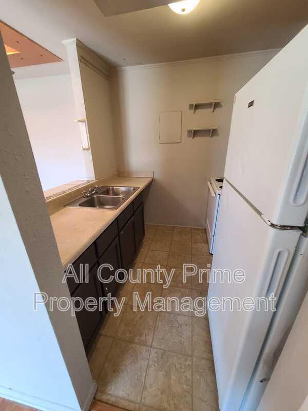 Foto del edificio - 500 Austin Rd