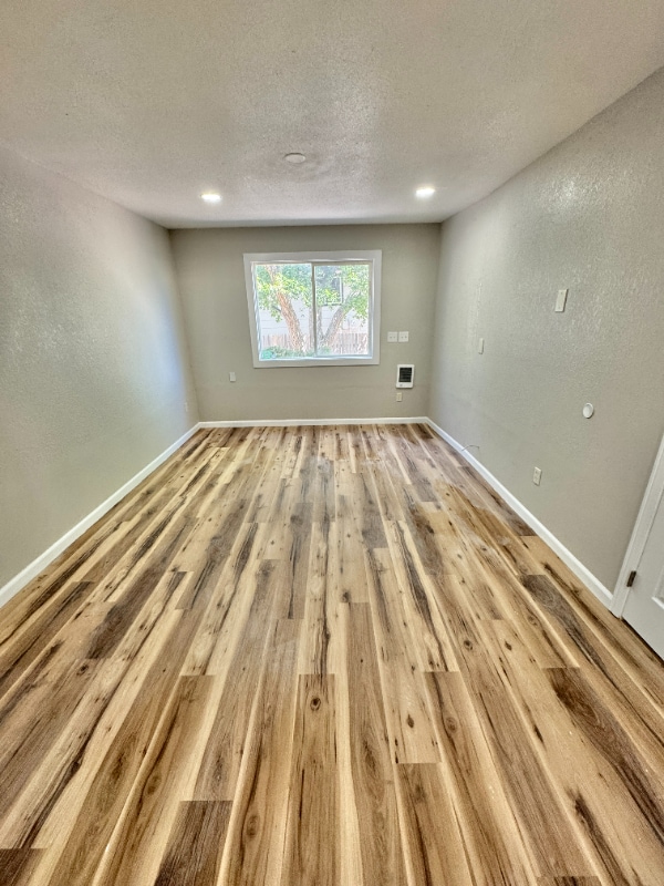 Foto del edificio - 4325 Lashelle Ave