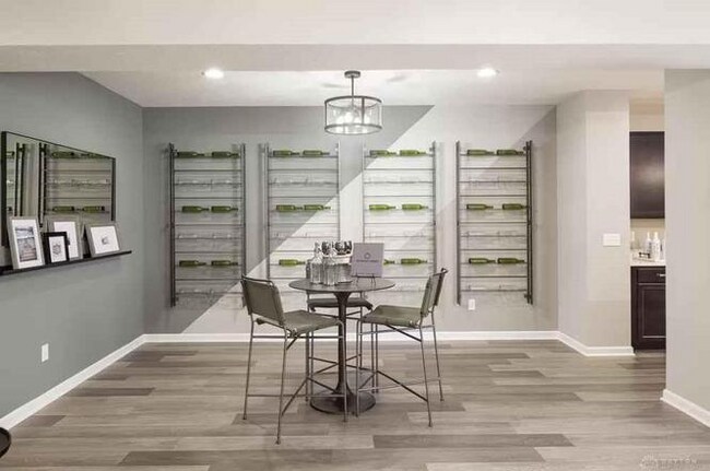 Foto del edificio - 599 Bellasera Dr