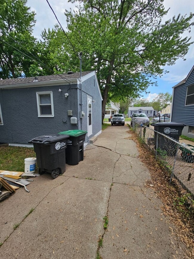 Building Photo - 5315 N 35th St
