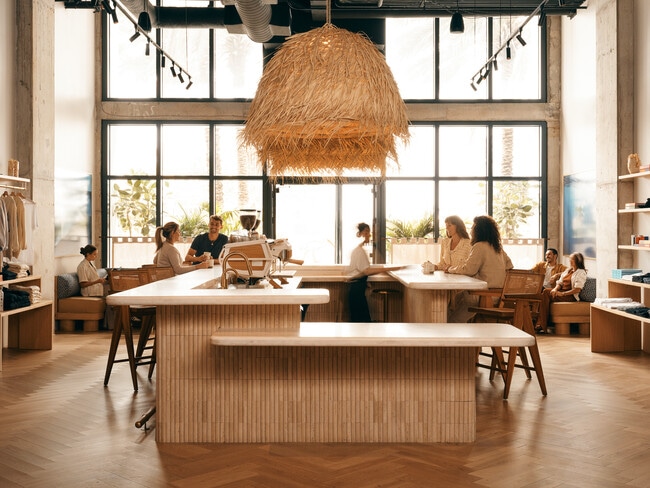 Building Photo - Flow Miami