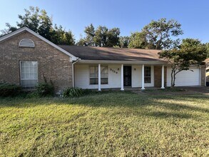 Building Photo - 5159 Longmeadow Cove