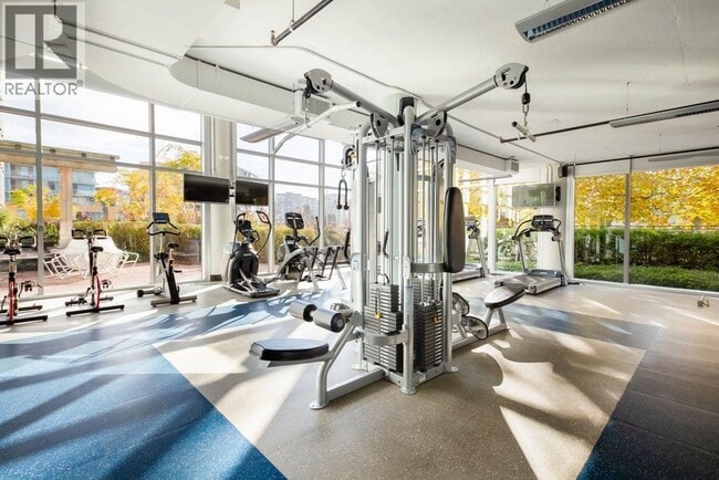 Building Photo - 7008 River Pkwy