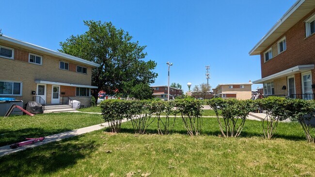 Building Photo - 19 E Judith Ann Dr