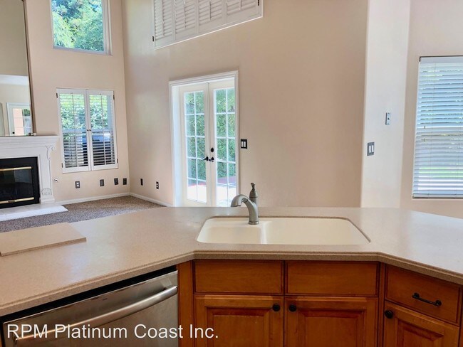 Building Photo - 4 br, 2.5 bath House - 9292 N. Bayford St.