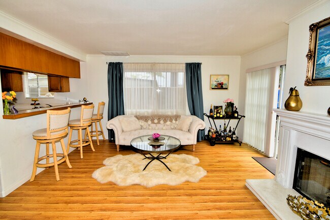 Foto del edificio - 1126 W 228th St
