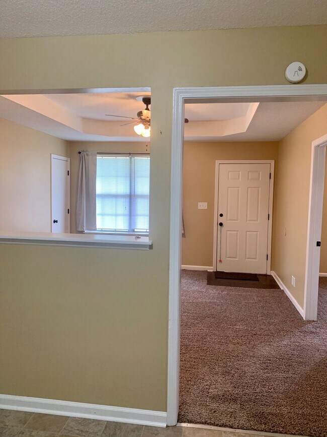 Foto del edificio - Conveniently Located! Cute home with 3 bed...