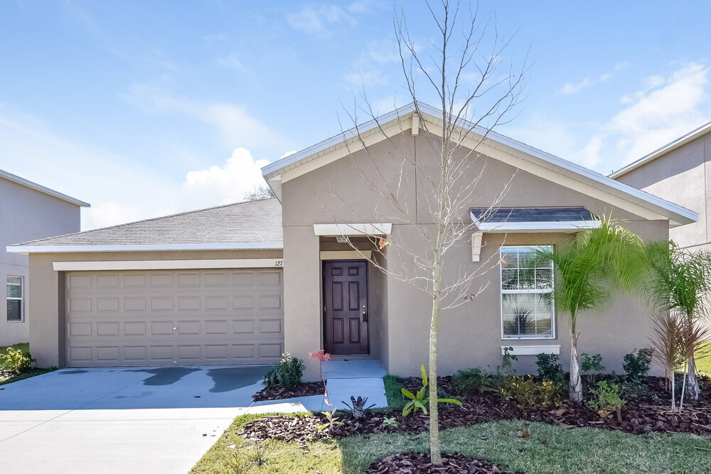 Foto principal - 127 Cascade Bend Dr