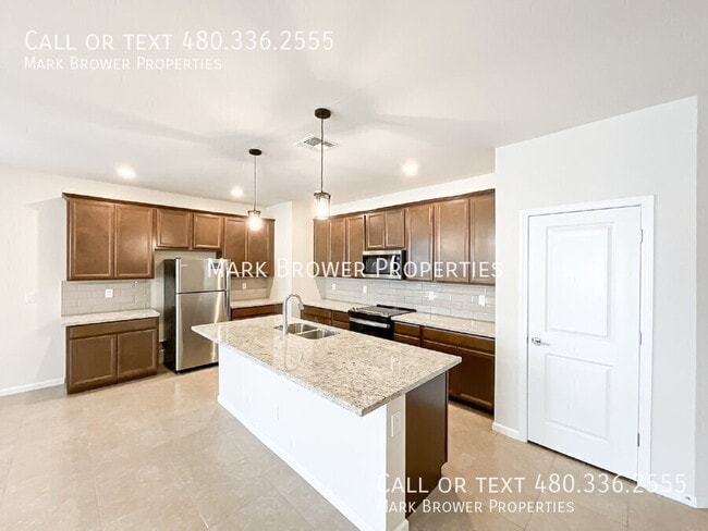 Building Photo - 17826 W Via De Luna Dr