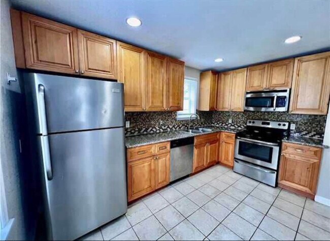 Foto del edificio - 306 E Leicester Ave