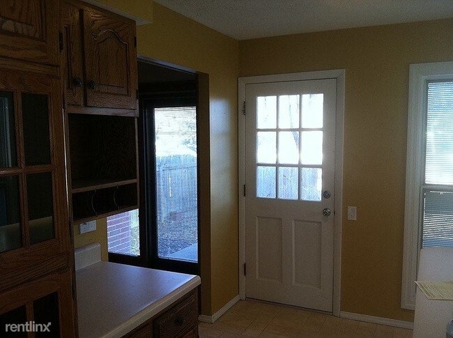 Building Photo - 3 br, 3 bath House - 340 Greenbriar Lane 1