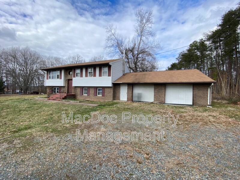 Primary Photo - 465 Stony Hill Rd