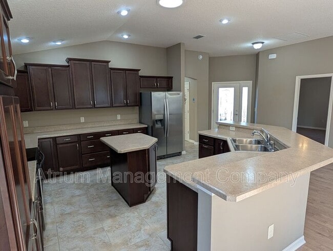 Building Photo - 2092 Ironton Pl