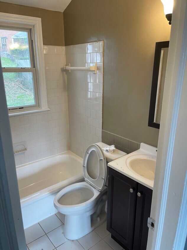Foto principal - 3425 25th St SE