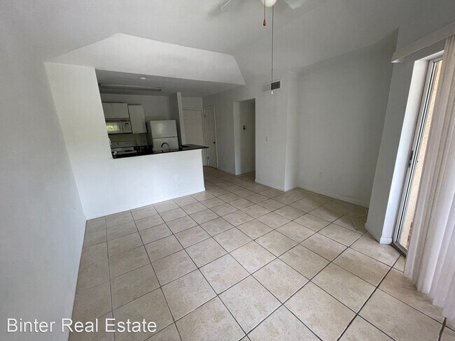 Building Photo - 1 br, 1 bath House - 4783 Via Palm Lake  117