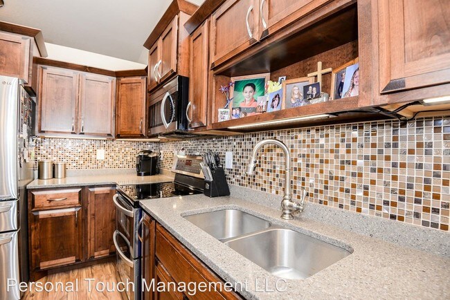 Building Photo - 4 br, 2 bath House - 5984 61st Ave S