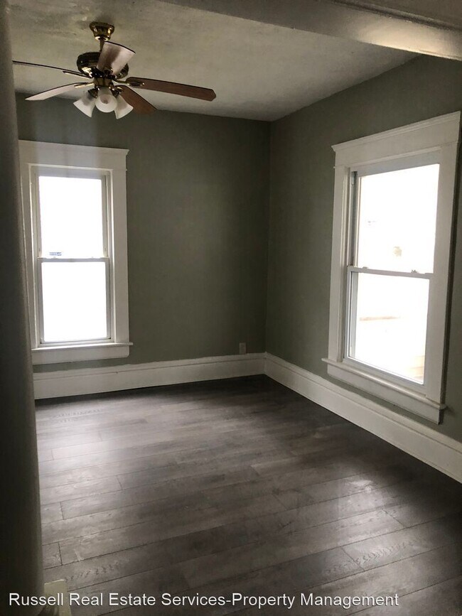 Building Photo - 4 br, 1 bath House - 483 Douglas St