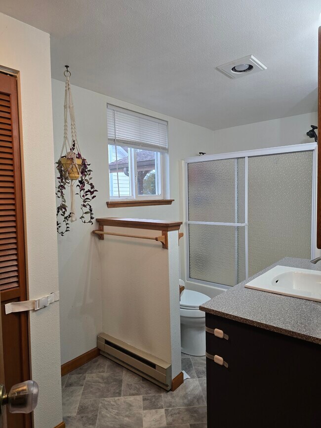 Foto del edificio - 4322 Park Ave. S