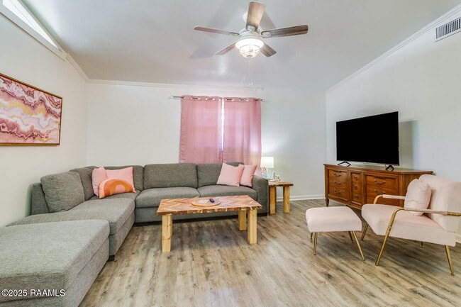 Foto del edificio - 314 Harrell Dr