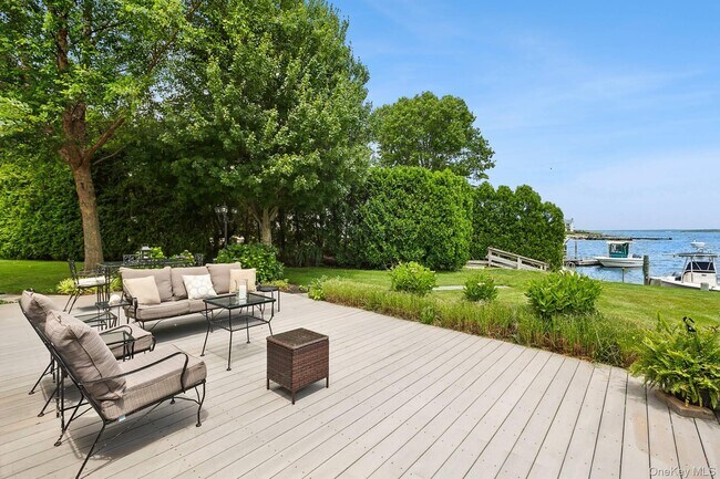 Foto del edificio - 315 Old Salt Rd