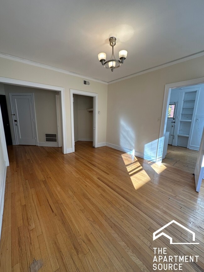 Foto del edificio - 1307 Oak Ave