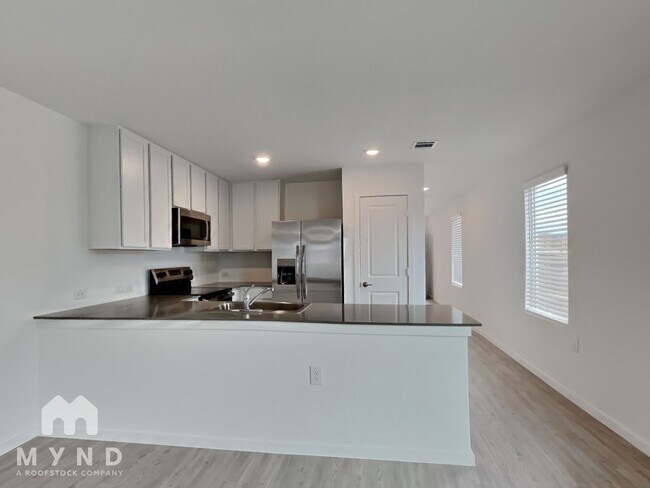 Foto del edificio - 13443 Laffoon Wy