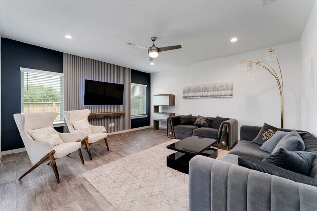 Building Photo - 12812 Barnsbury Ln