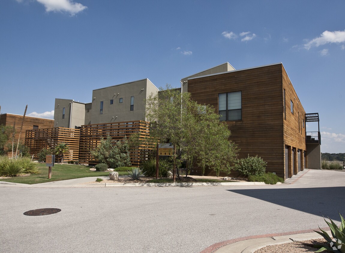 1101 Ivean Pearson Rd, Lago Vista, TX 78645 Apartments in Lago Vista