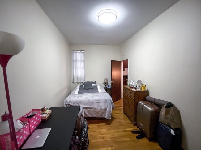 Building Photo - 28 West 125th Street
