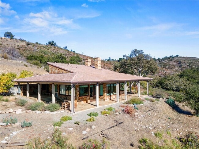 Building Photo - Re-built Cachagua Tuscan Retreat