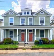 Building Photo - 507 Victoria Ave