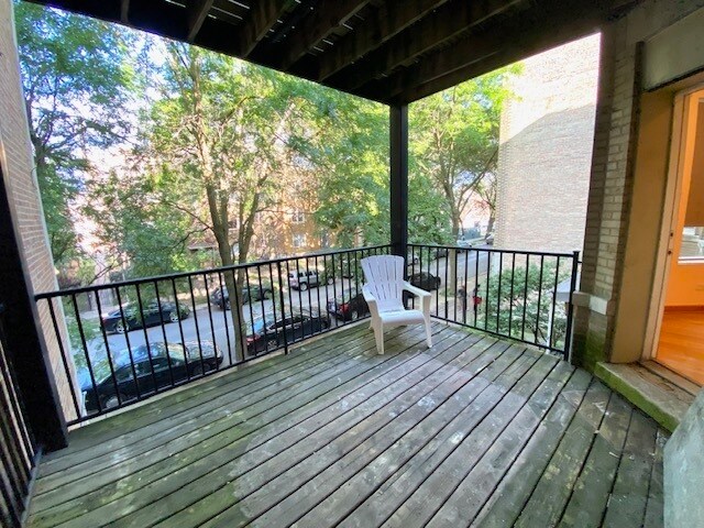 Foto del edificio - 5052 N Winthrop Ave
