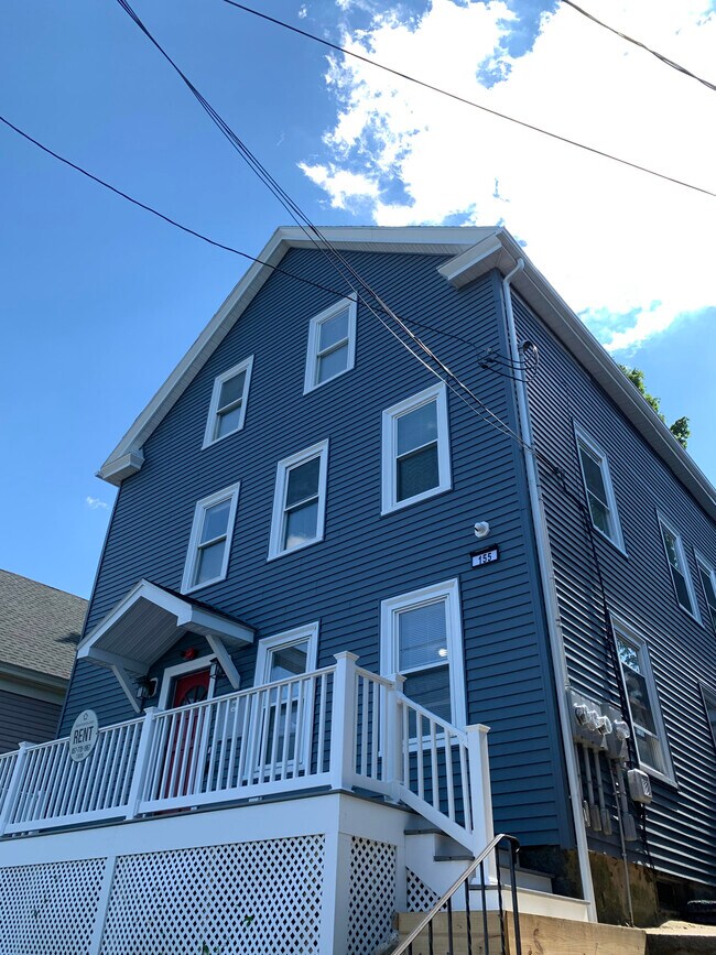 Building Photo - 155 Boston St
