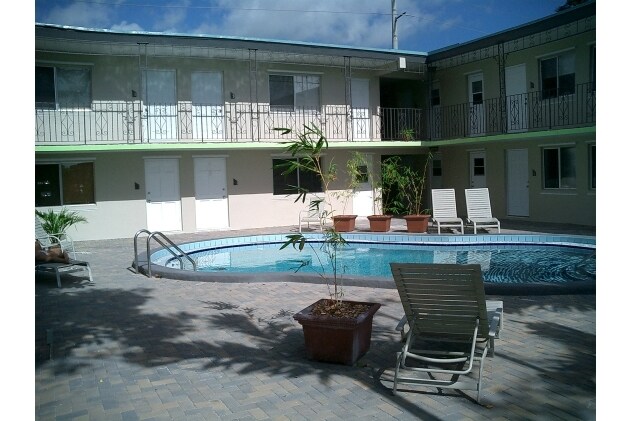 pool - Trellis Apartments