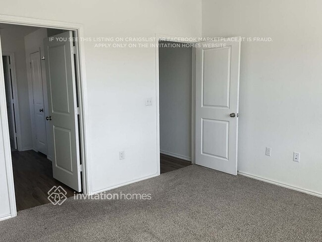 Building Photo - 10537 Steinbeck Dr