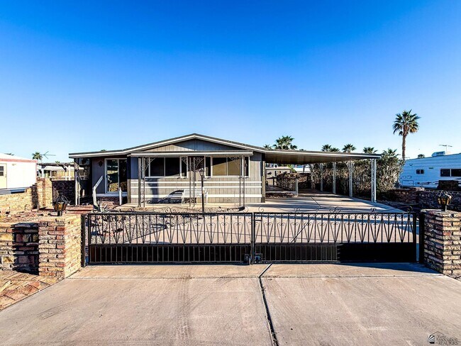 Foto del edificio - 13240 E 50th Dr