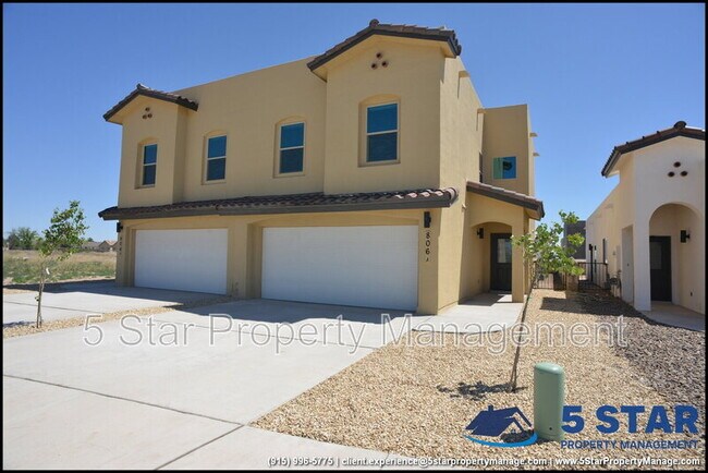 Building Photo - 806 TS Daniel Cadena Dr