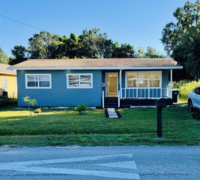 Foto del edificio - 4910 Huppel Ave
