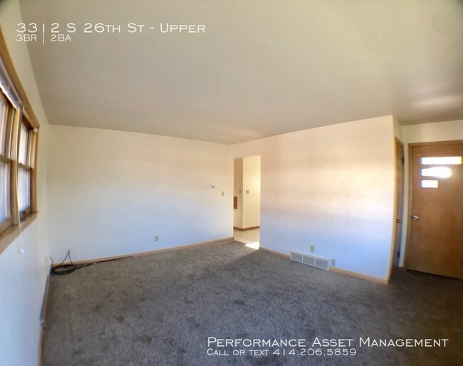 Building Photo - 3312 S 26th St