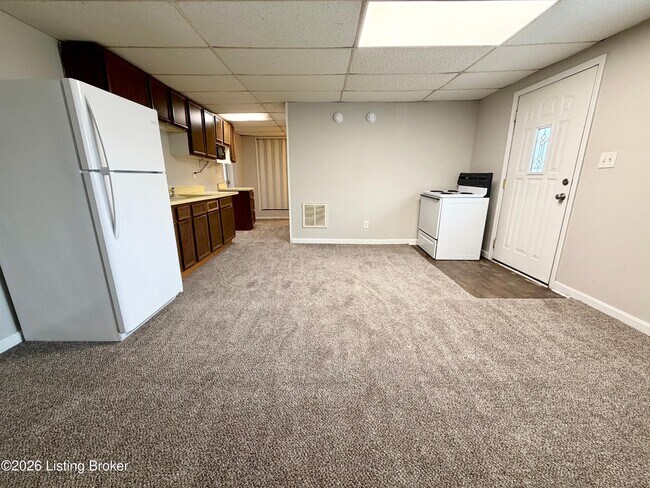 Building Photo - 1226 Naghel St