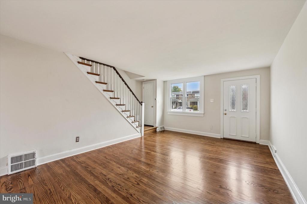 Primary Photo - 234 Westbrook Dr