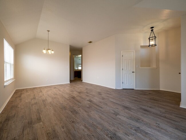 Building Photo - Single Story Home Just off 45 in Gated Community