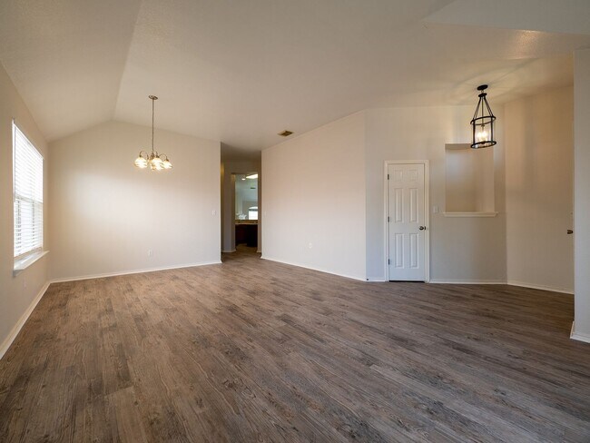 Foto del edificio - Single Story Home Just off 45 in Gated Community