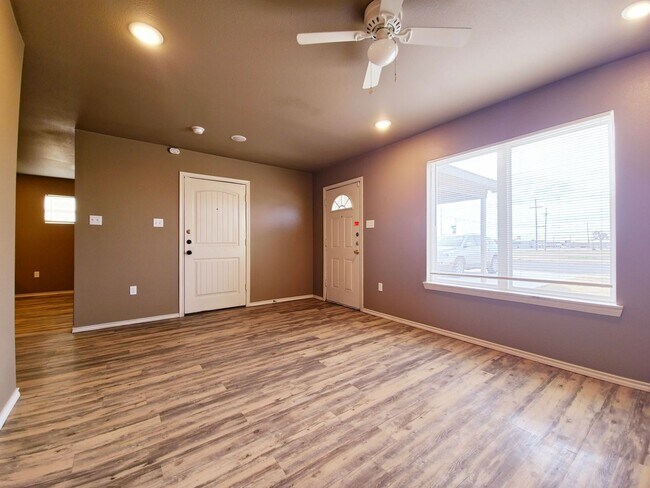 Foto del edificio - Great 3/2/1 close to Downtown and Texas Tech.