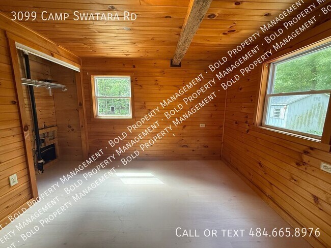 Foto del edificio - 3099 Camp Swatara Rd