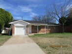 Primary Photo - Freshly Painted/New Flooring Home!! Pets N...
