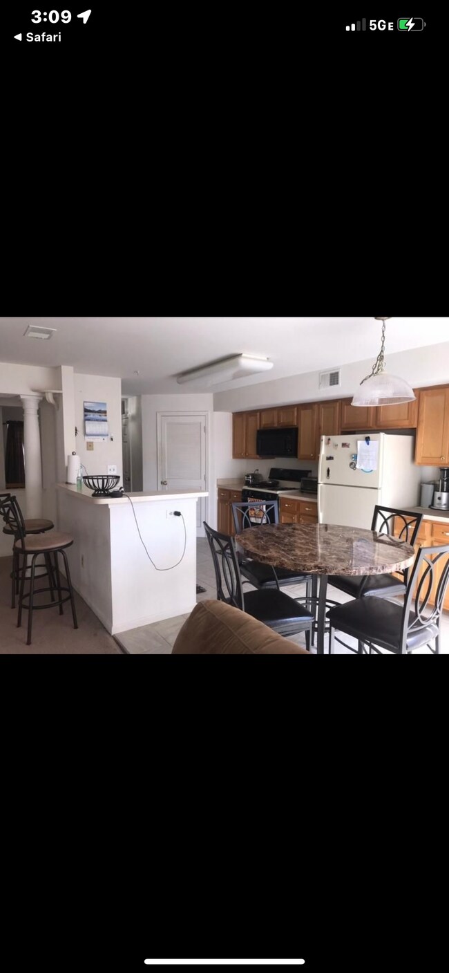 Foto del edificio - 1713 Silver Bell Cir
